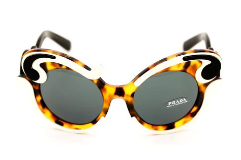 prada sunglasses classic